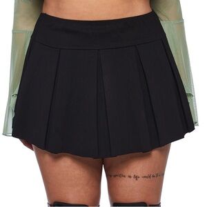 *SOLD* Current Mood Pleated Mini Skirt - 2X